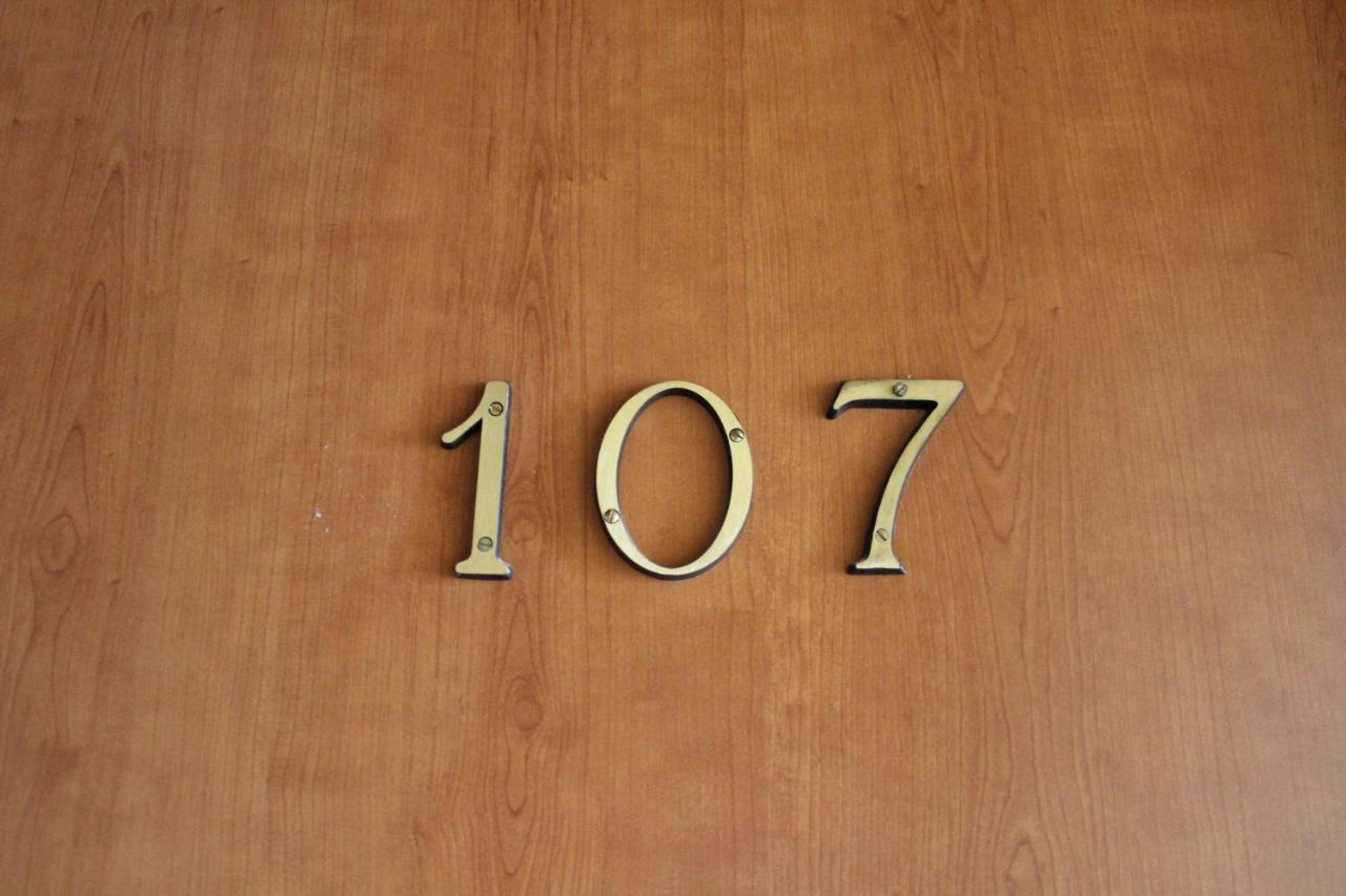 Hotel 106 Sellia Marina Exteriör bild